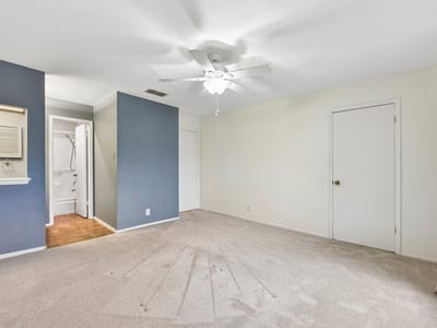 Bathroom at 1413 W Braker LN Unit #B - 2 bed 2 bath home