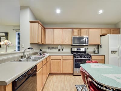 Photo 5 - 1414 Merchants Tale Ln Photo 5 of 31 at 1414 Merchants Tale Ln - 3 bed 2 bath home