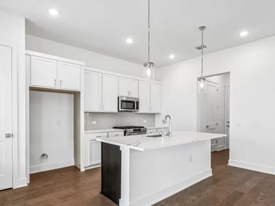 Photo 4 of 25 at 1414 Rambling Rose RD - 3 bed 2 bath home