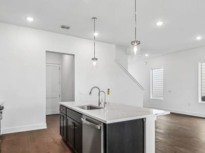 Photo 5 of 25 at 1414 Rambling Rose RD - 3 bed 2 bath home