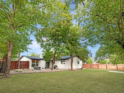 Photo 2 of 22 at 1415 Mearns Meadow BLVD - 4 bed 2 bath home
