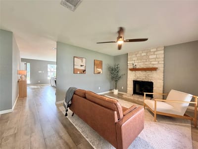 Bathroom at 1417 Deer Ledge TRL - 3 bed 2 bath home