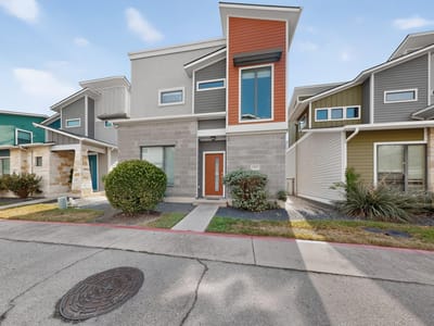 Property photo 3 at 1417 Lorraine LOOP Unit #1417 - 3 bed 3 bath home
