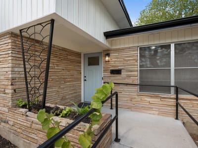 Property photo 5 at 1418 Larkwood DR - 3 bed 1 bath home