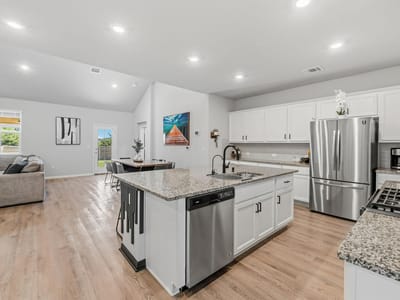 Living area at 142 Brunnen WAY - 4 bed 2 bath home
