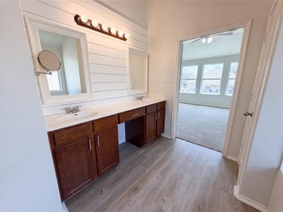 Property photo 2 at 142 Snow Owl HOLW - 4 bed 2 bath home