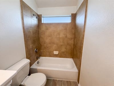 Property photo 4 at 142 Snow Owl HOLW - 4 bed 2 bath home