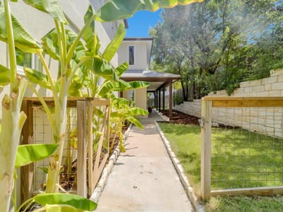 Property photo 3 at 14245 FM 2769 Rd - 4 bed 4 bath home