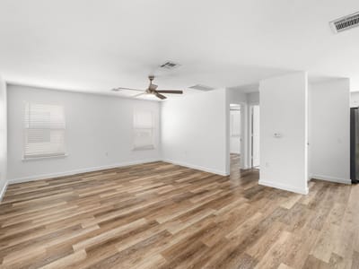 Property photo 5 at 1428 Poppy Seed LN - 4 bed 3 bath home
