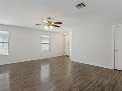 Property photo 4 at 1429 Poppy Seed LN - 4 bed 2 bath home