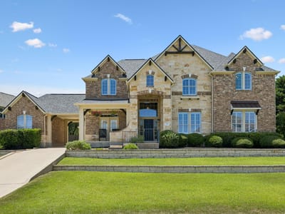 Property photo 2 at 143 Desert Willow WAY - 4 bed 3 bath home