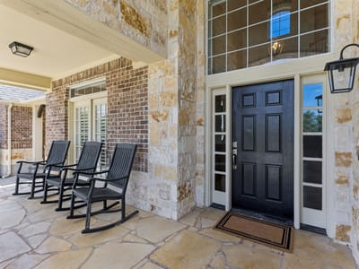 Property photo 3 at 143 Desert Willow WAY - 4 bed 3 bath home