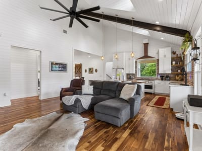 Primary bedroom at 143 W Tanglebriar CT - 4 bed 3 bath home
