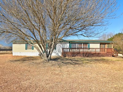 Property photo 3 at 1437 Heidenreich LN - 4 bed 2 bath home
