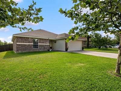 Primary bedroom at 144 Calcite LN - 3 bed 2 bath home