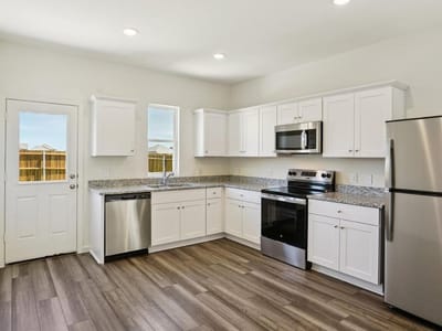 Photo 4 of 10 at 14404 Sage Bloom LN - 3 bed 2 bath home