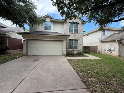Living area at 14408 Ballycastle TRL - 3 bed 2 bath home