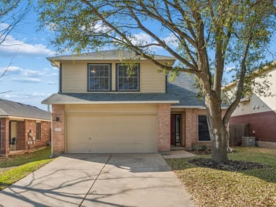 Living area at 14420 Lemongrass Ln - 4 bed 2 bath home