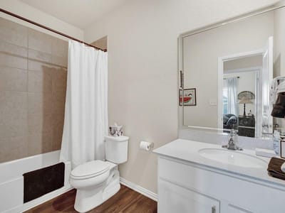 Bathroom at 1444 Harwell Loop - 5 bed 3 bath home