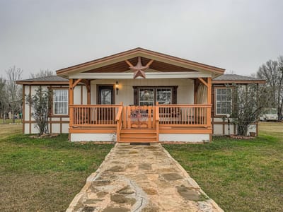Property photo 2 at 145 Alyssa LOOP - 3 bed 2 bath home