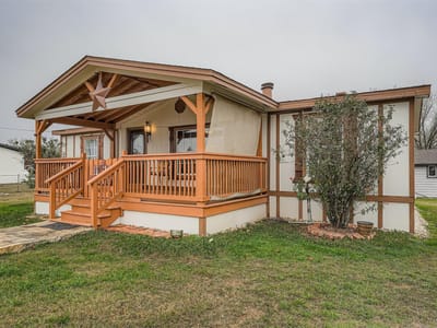 Property photo 3 at 145 Alyssa LOOP - 3 bed 2 bath home