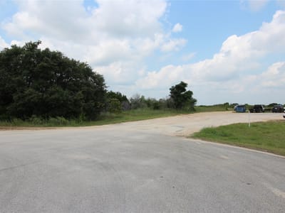Living area at 145 Bevers Rd - Amifast Indust Park, Liberty Hill, TX