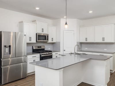 Photo 5 of 33 at 145 Blue Blaze TRL - 4 bed 3 bath home
