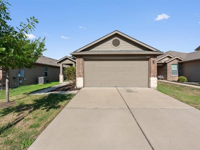 Photo 3 of 34 at 14500 Callan CT - 3 bed 2 bath home