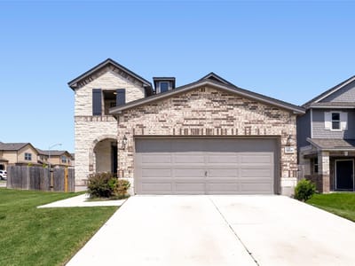 Living area at 14500 Jackson Browning LN - 5 bed 3 bath home