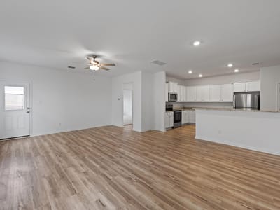 Property photo 2 at 14513 Wahlbergs WAY - 5 bed 3 bath home