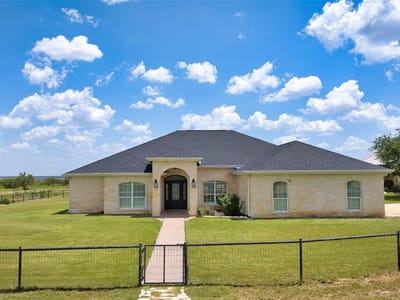 Photo 3 - 1456 N Us Highway 283 Photo 3 of 40 at 1456 N Us Highway 283 - 4 bed 2 bath home