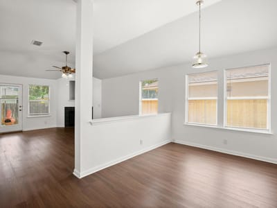 Property photo 4 at 14608 Menifee ST - 4 bed 2 bath home