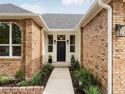Photo 2 of 37 at 14611 Sandy Side DR - 4 bed 2 bath home