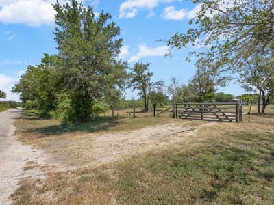 Property photo 4 at 147 Community Center RD - 3 bed 3 bath home