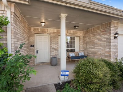 Photo 3 of 29 at 14716 Bruno CIR - 5 bed 3 bath home