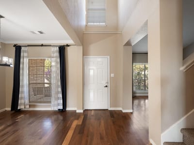 Photo 5 of 29 at 14716 Bruno CIR - 5 bed 3 bath home