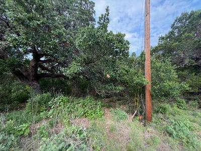Primary bedroom at 1476 Canyon Ridge DR - Waterfront Park, Canyon Lake, TX