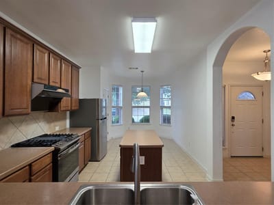 Primary bedroom at 148 Black Cap RUN - 4 bed 2 bath home