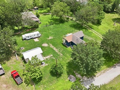 Property photo 5 at 148 Brenham ST - 2 bed 1 bath home