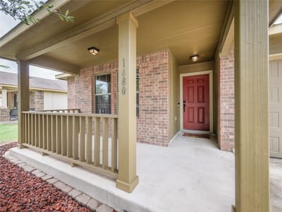 Property photo 2 at 1480 Twin CV - 3 bed 2 bath home