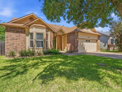 Kitchen at 14818 Yellowleaf TRL - 3 bed 2 bath home