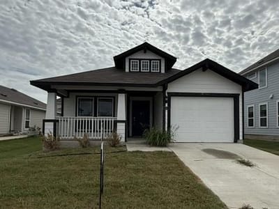Living area at 149 Blue Agate CT - 3 bed 2 bath home