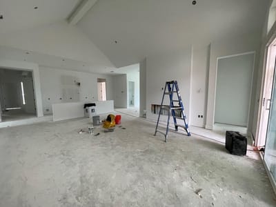 Living area at 149 Kapok ST - 4 bed 4 bath home