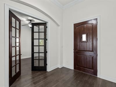 Primary bedroom at 149 Sunrise CIR - 5 bed 4 bath home
