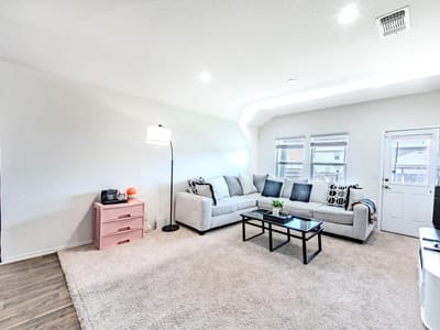 Living area at 14903 Tuff RD - 3 bed 2 bath home