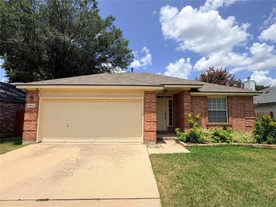 Property photo 2 at 14906 Snelling DR - 3 bed 2 bath home