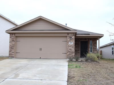 Kitchen at 1493 Breanna LN - 3 bed 2 bath home