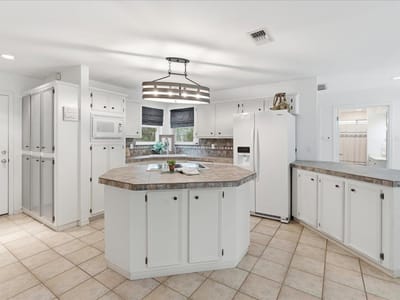 Primary bedroom at 15 Spalding CIR - 3 bed 2 bath home