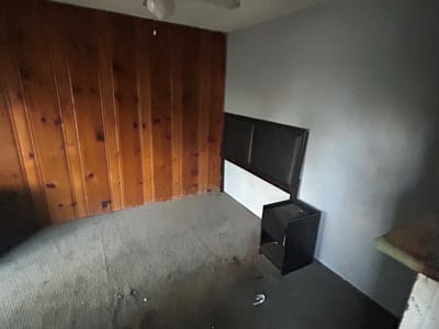 Photo 4 of 7 at 150 Ricardo ST - 4 bed 1 bath home