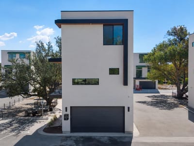 Living area at 1500 Arid WAY Unit #1014 - 3 bed 3 bath home